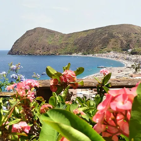 Mela Lipari (Isola Lipari)